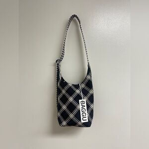 NWT Baggu Small Nylon Sling  Bag in Mixed Plaid